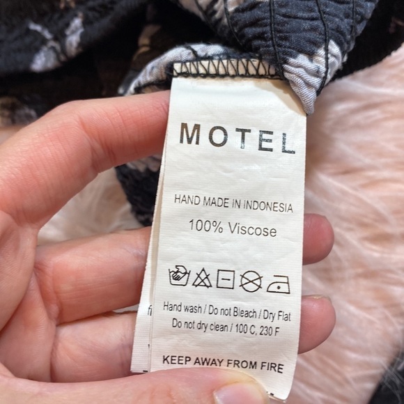 MOTEL ROCKS Velina Smocked Long Sleeve Top sz XS - Picture 10 of 11